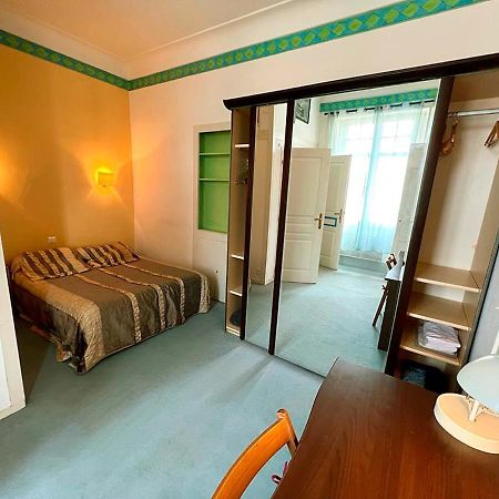 T2 A Pied De Plage Sur Ancien Hotel Chic, Samedi A Samedi Saint-Jean-de-Luz Luaran gambar