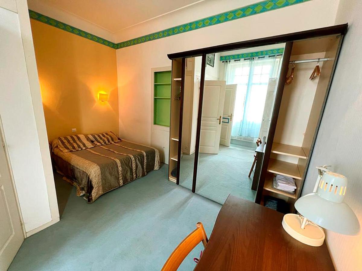 T2 A Pied De Plage Sur Ancien Hotel Chic, Samedi A Samedi Saint-Jean-de-Luz Luaran gambar